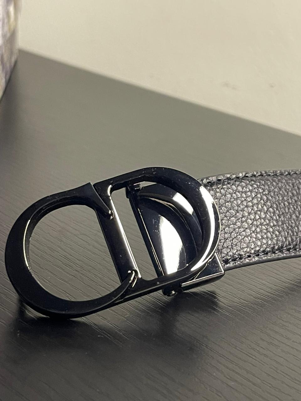 Cinturón de Diseñador Unisex – Estilo Exclusivo y Ajustable