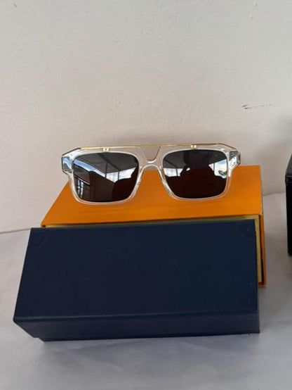 Lentes de Sol Estilo LV – Diseño Premium con Detalles Dorados