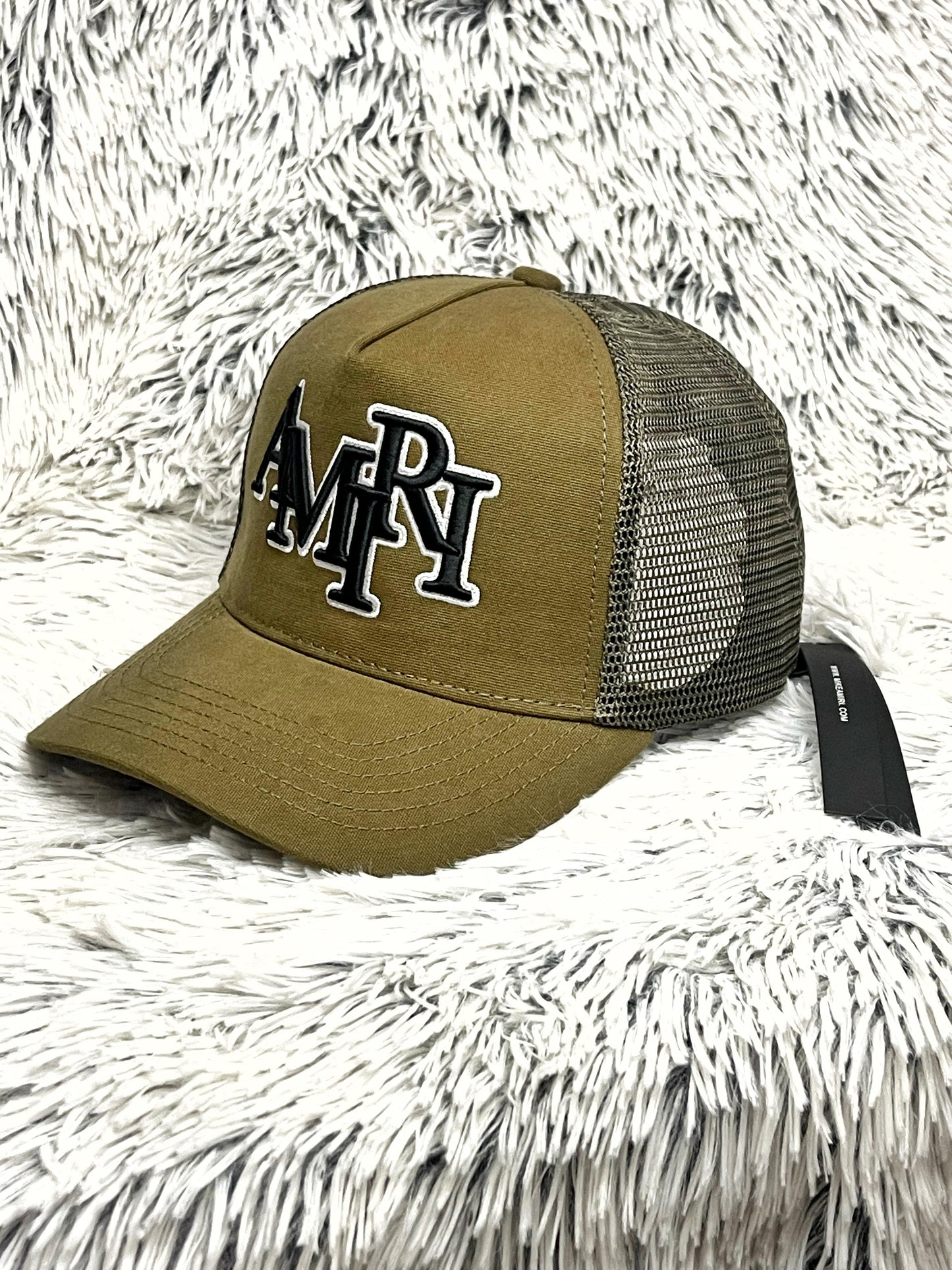 Gorra Estilo Trucker –  con Malla Mesh